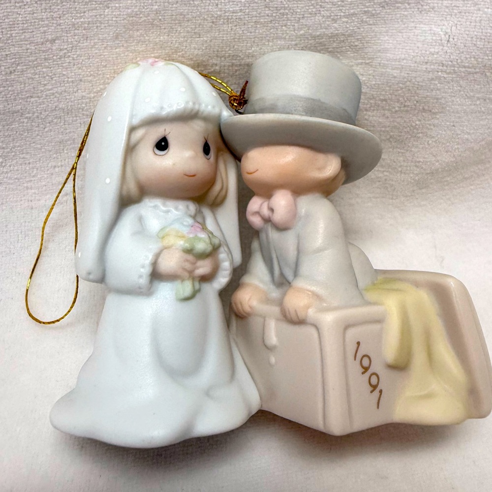 Bride and Groom Precious Moments Miniature Ornament